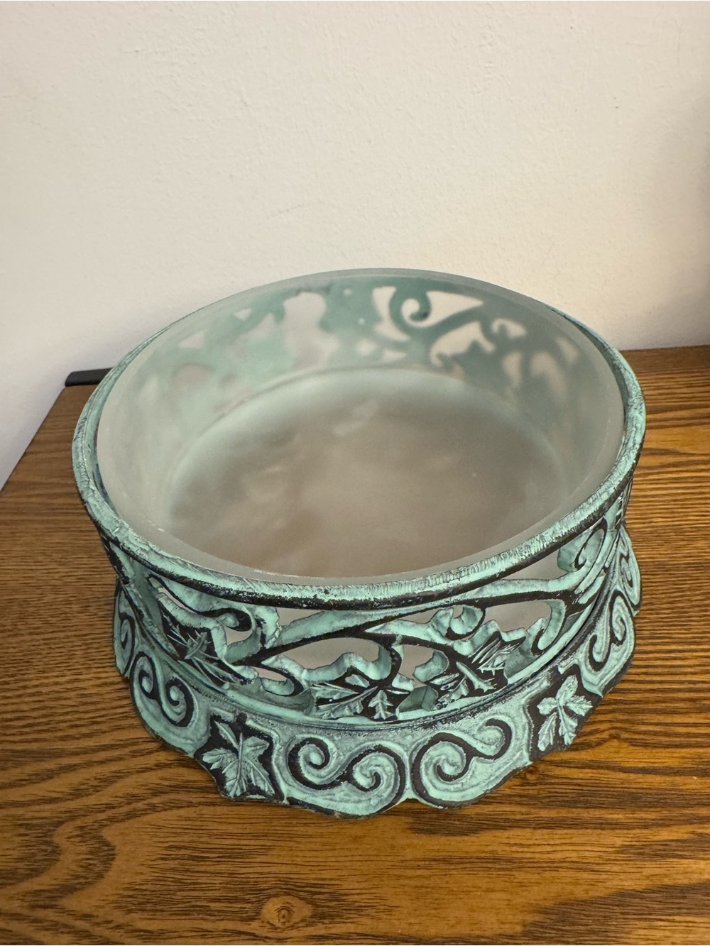 Gorgeous vintage, retired PartyLite Ivy Garden 3-Wick Candle Holder - Model P736